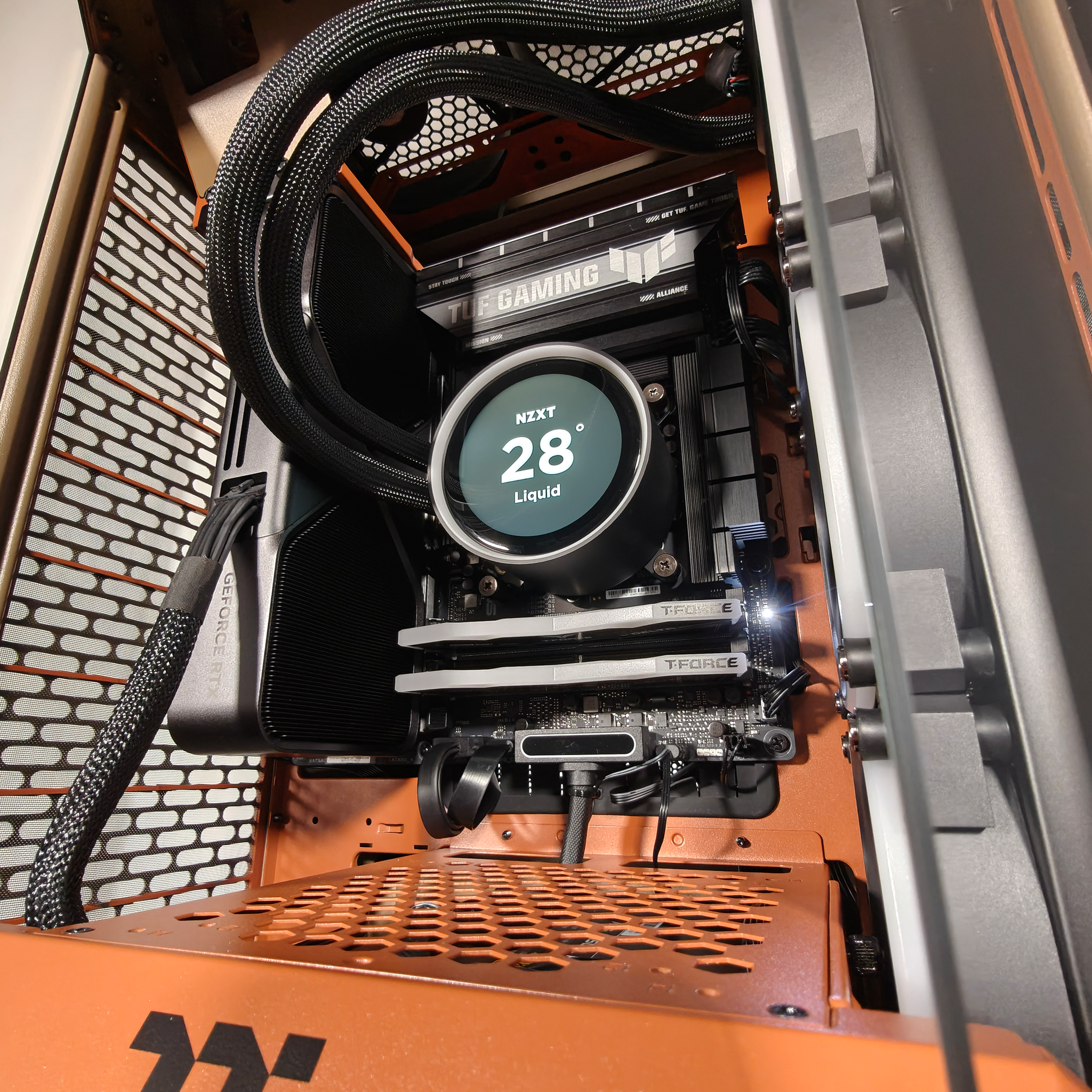 Thermaltake Sandstorm Tower Extreme Optimized Gaming Desktop