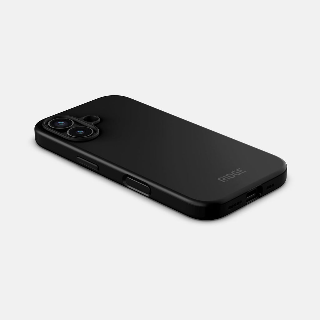 Everyday Phone Case - iPhone 16 - Matte Black